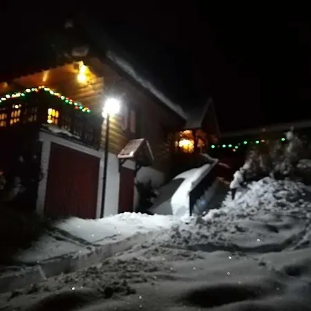 Dom Na Wzgorzu * Райча